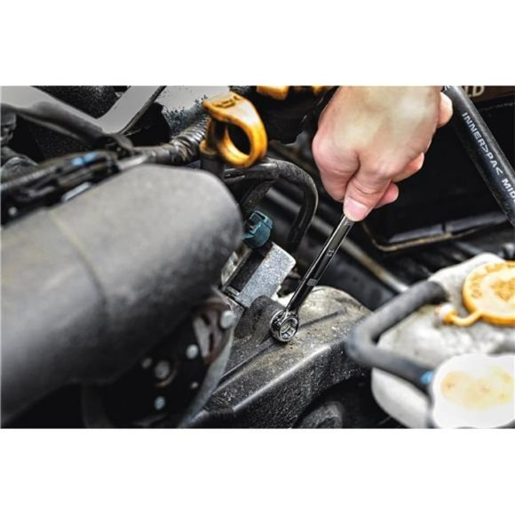 DEWALT Mechanics Tool Set, 1/4 and 3/8 Inch Drive, SAE, 172-Piece (DWMT81533) - Picture 6 of 6